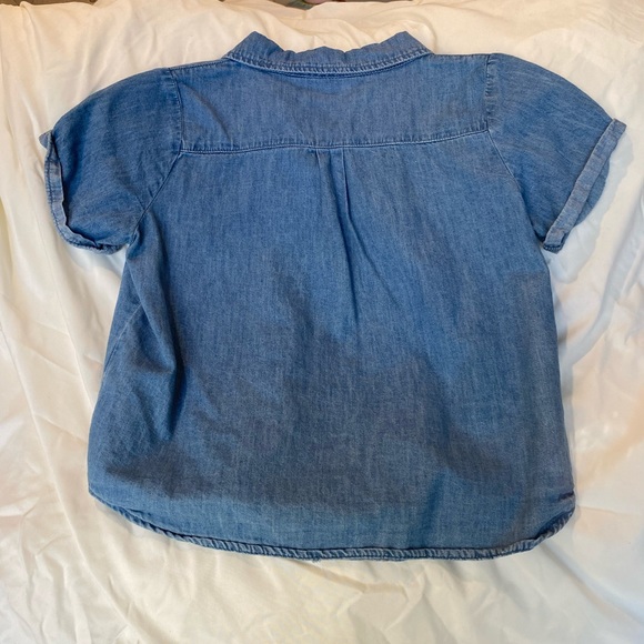 Brandy Melville cropped Jean shirt - Picture 2 of 2